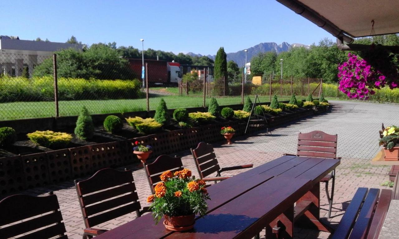 Pokoje Goscinne Agusia Zakopane Ngoại thất bức ảnh